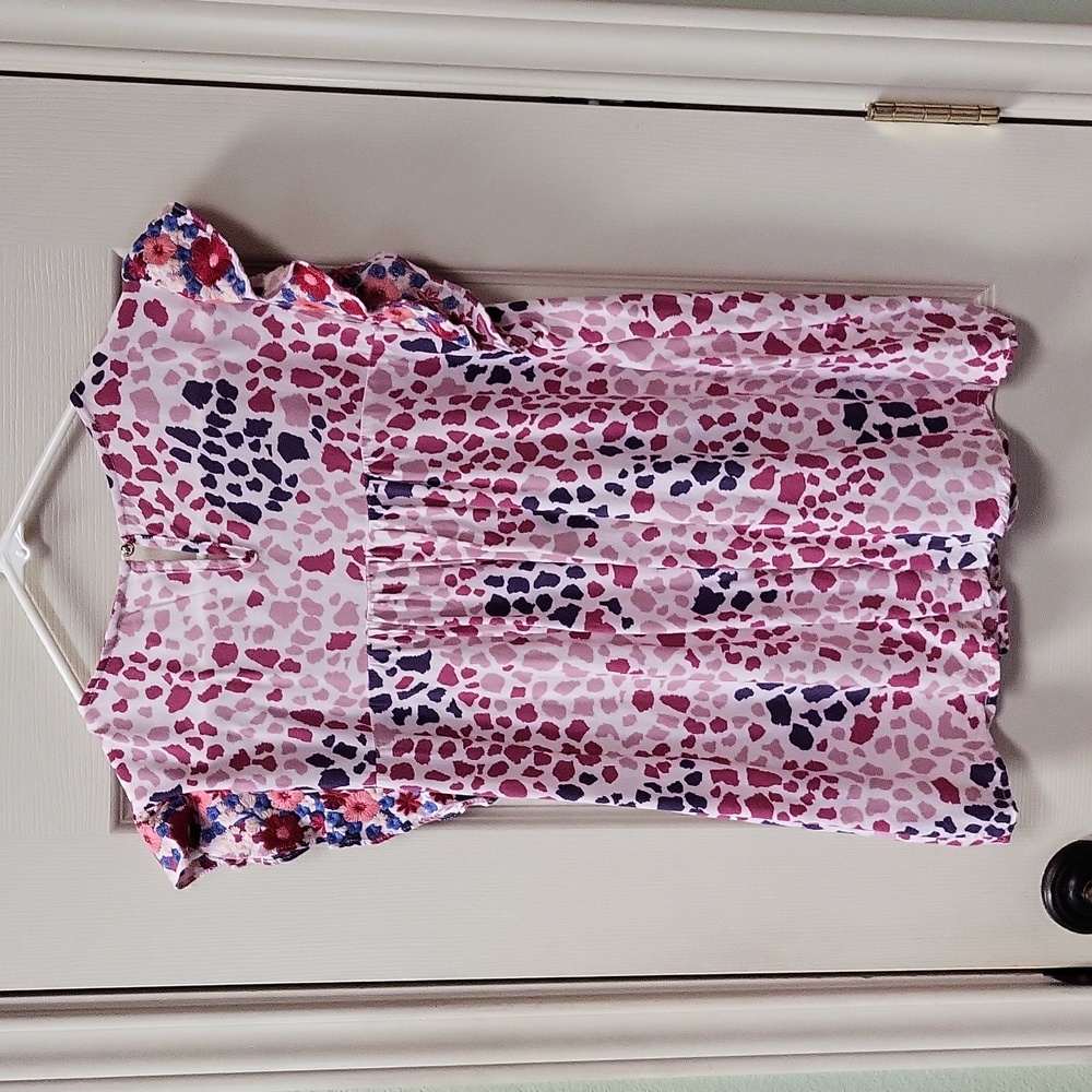 Embroidered Top - Picture 3 of 8